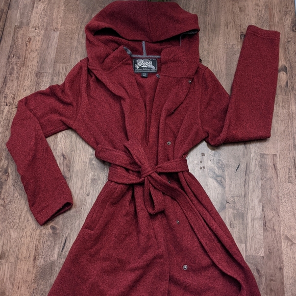 Roots sweater jacket size medium - Picture 1 of 1
